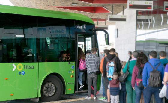 Gratisreiser med kollektivtransport er populært på Kanariøyene.