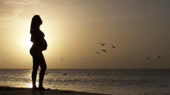 demografi_gravid_strand_solnedgang
