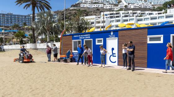 Gran Canaria_ Mogan_ Puerto Rico_toaletter_strand