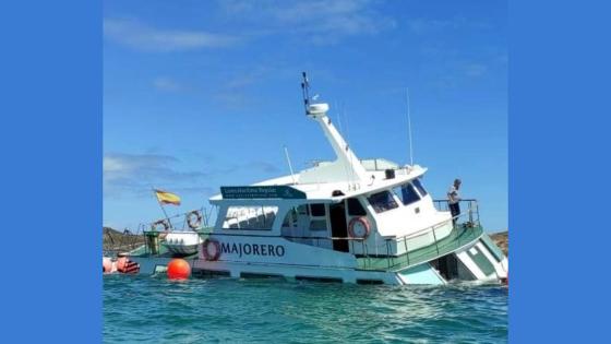 Synkende turistbåt Fuerteventura