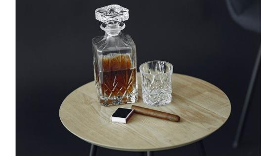 karaffel whisky sigar