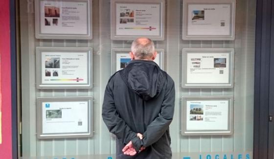 se på boligannonser