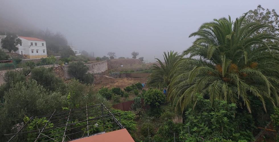 Tåka lå tykt i Agüimes på Gran Canaria flere dager i juni.