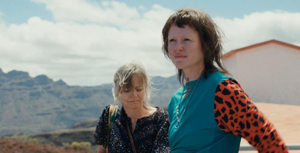 Helene Bjørneby og Renate Reinsve