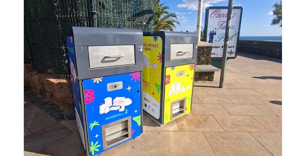 Nye avfallsdunker på Paseo de Meloneras.