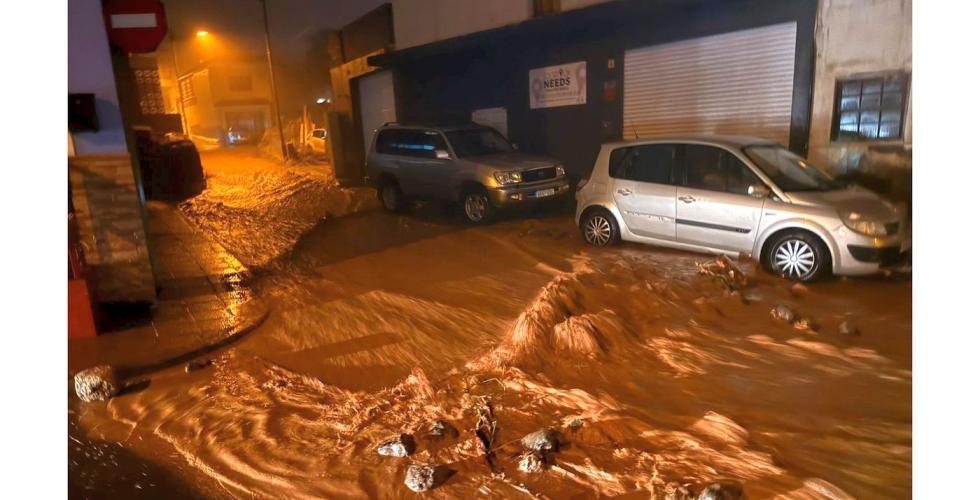 Oversvømmelse gate La Laguna