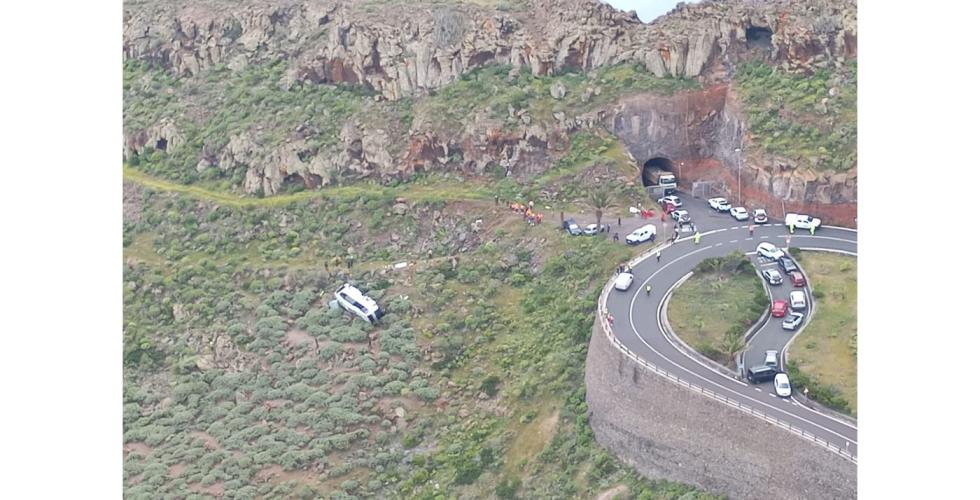 Bussulykke på La Gomera en død og 14 skadet