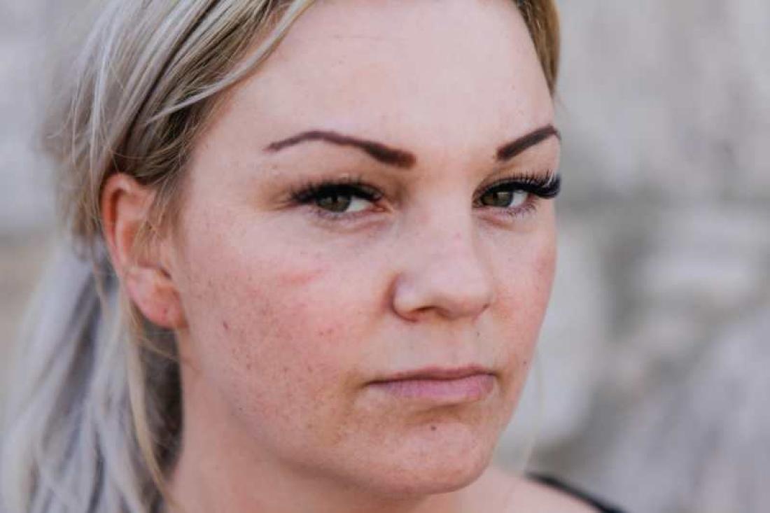 Anette ble rundjult og slept etter taxien